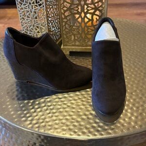 Donald J. Pliner Dark Brown Wedges-Tanahsu style